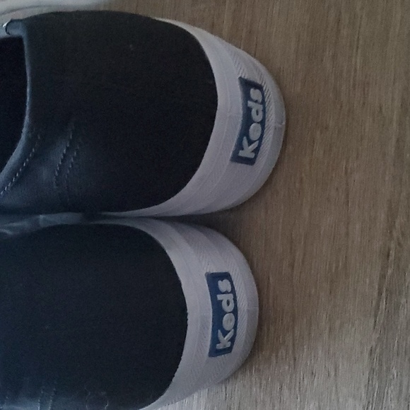 NWOT  Keds thick soled womens sneakers 10. - Picture 4 of 6
